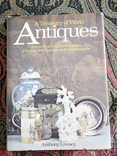 ISBN 0600304116 A treasury of World Antiques ; a style- by- style collector' s guide